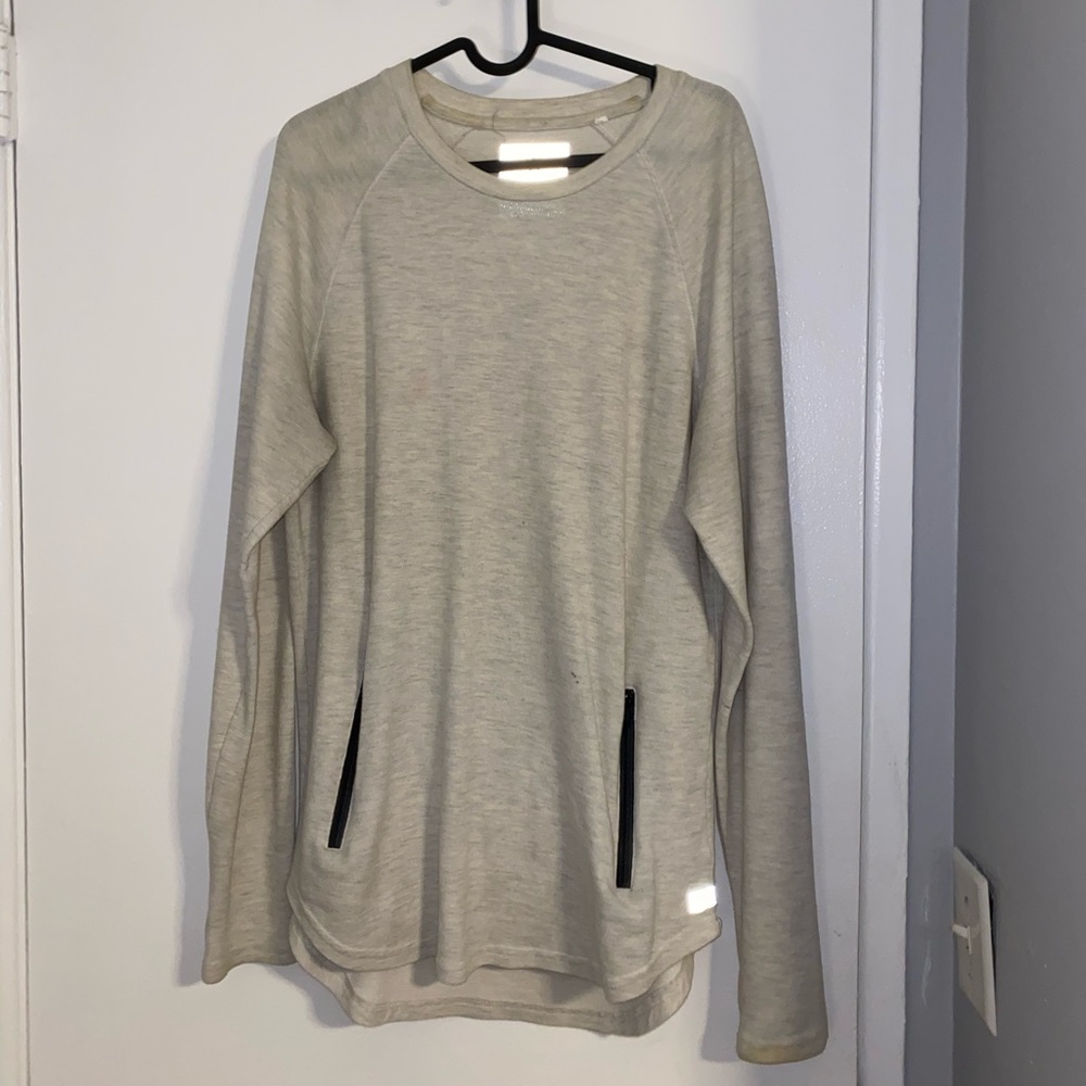 Crewneck with Zipper pockets